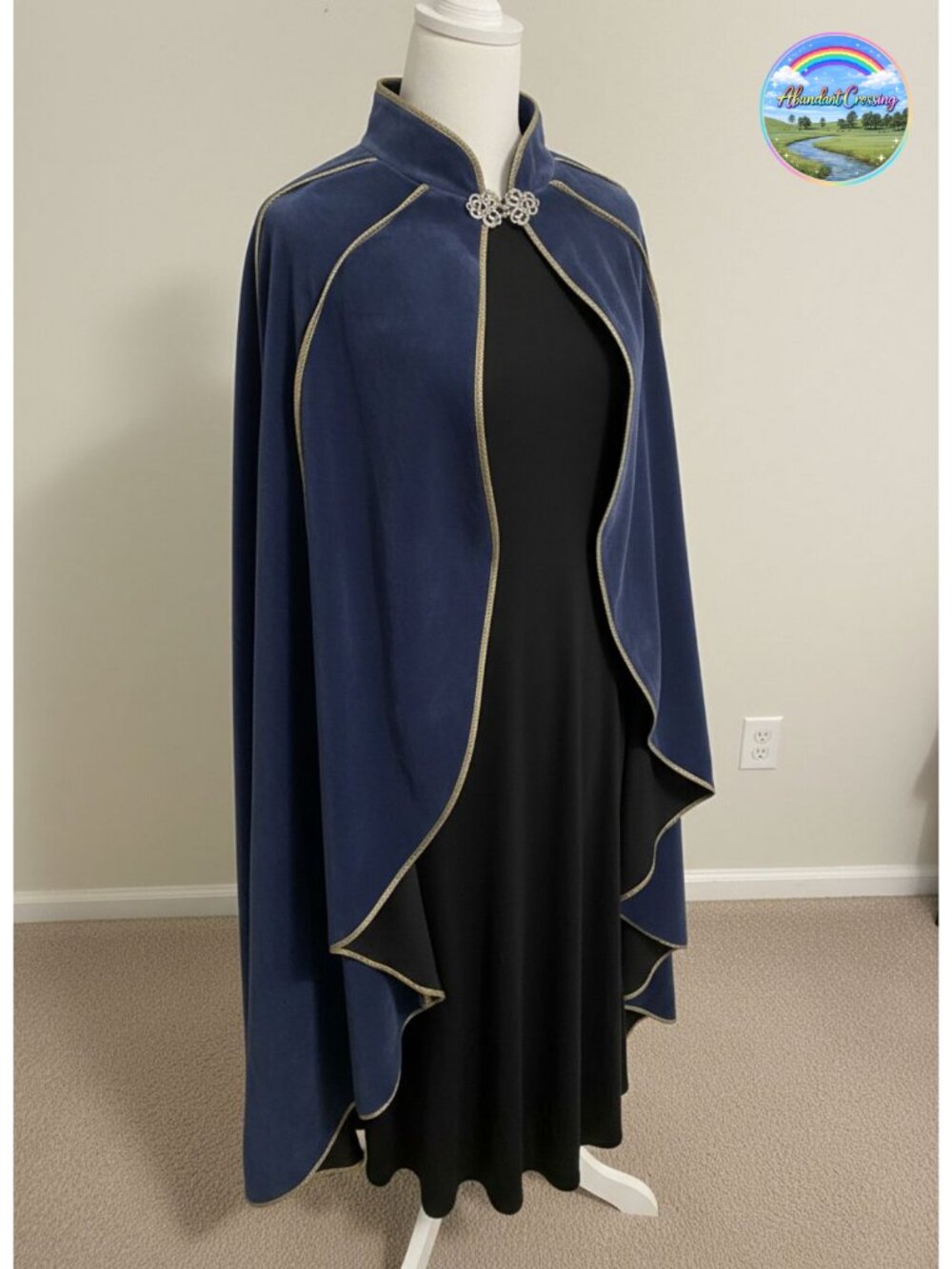 Medieval Renaissance Velvet Cloak Cape Halloween Costume